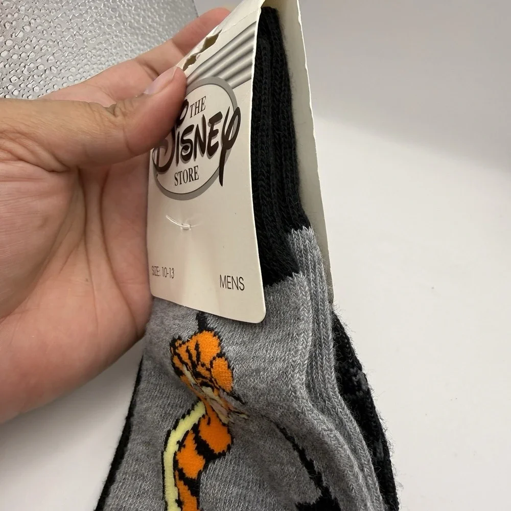 NEW Vintage The Disney Store Tigger Playing Golf Socks Men's Size 10-13